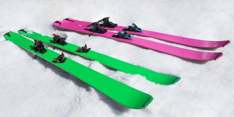 Esquís freeride vs esquís All-Mountain: ¿cuál elegir?