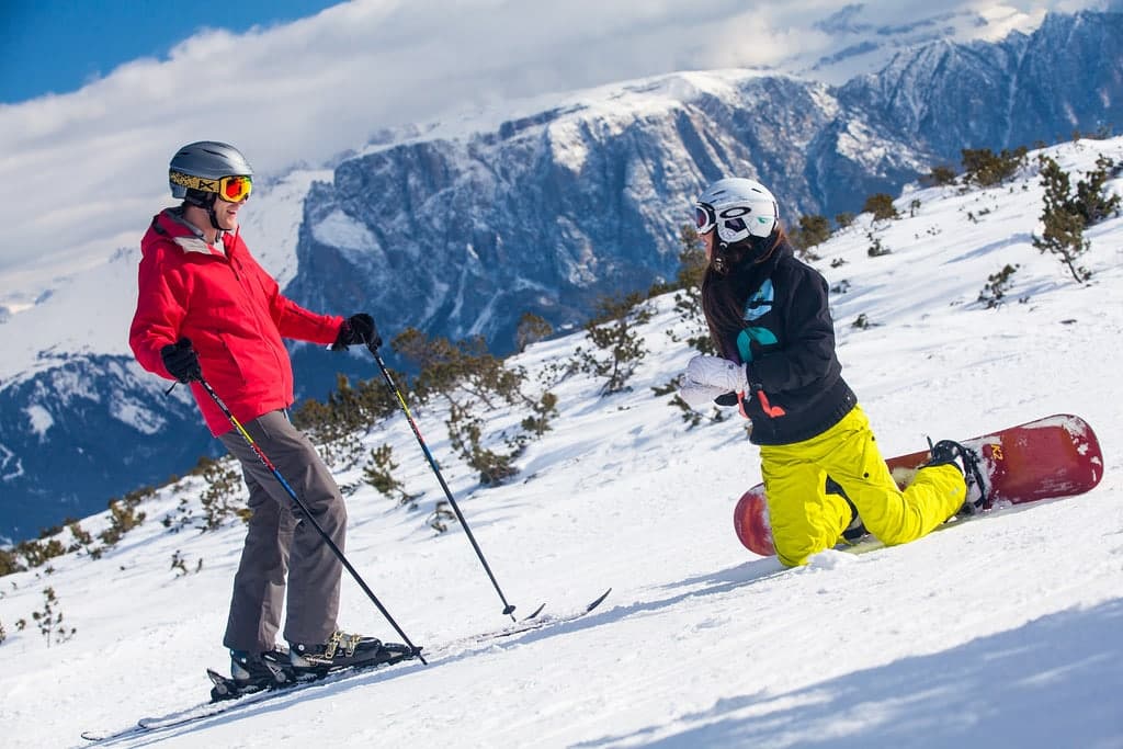 ¿Es más divertido esquiar o hacer snowboard? (Como escoger)