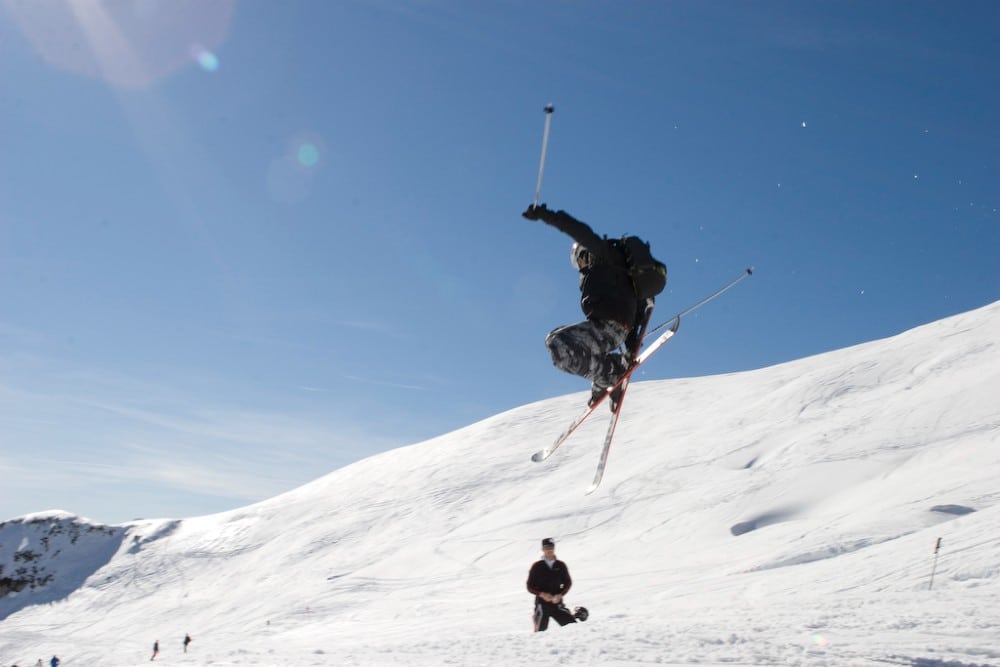 ¿Cuánto ganan los esquiadores de estilo libre? (5 profesionales mejor pagados)