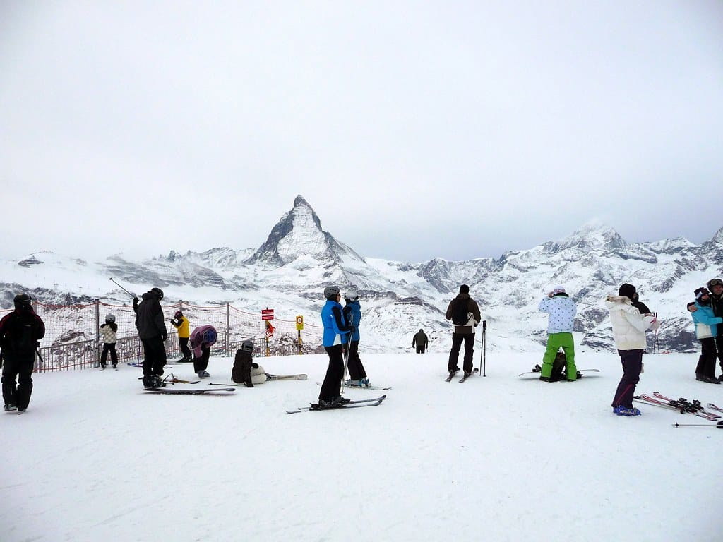 ¿Se puede esquiar desde Cervinia hasta Zermatt? Esquiar entre Italia y Suiza