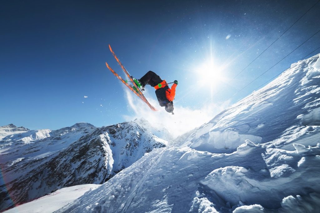 ¿Es esquiar realmente tan divertido? (12 razones sorprendentes para esquiar)