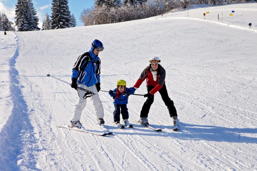 8 mejores estaciones de esquí de California para principiantes
