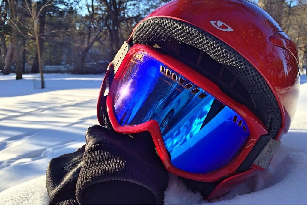 ¿Cuándo reemplazar su casco de esquí? La respuesta imparcial