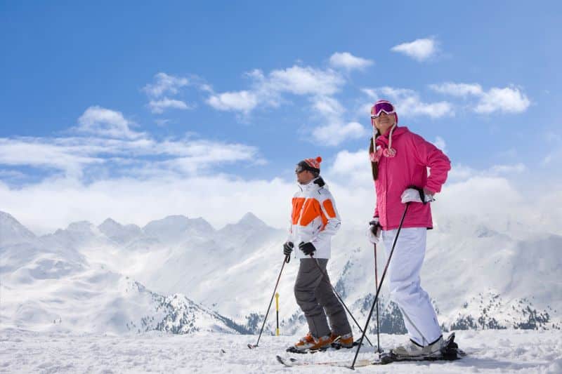 ¿Por qué el esquí es un deporte tan caro? (Lujo vs Presupuesto)