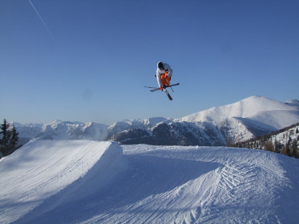 ¿Cuánto ganan los esquiadores de estilo libre? (5 profesionales mejor pagados)