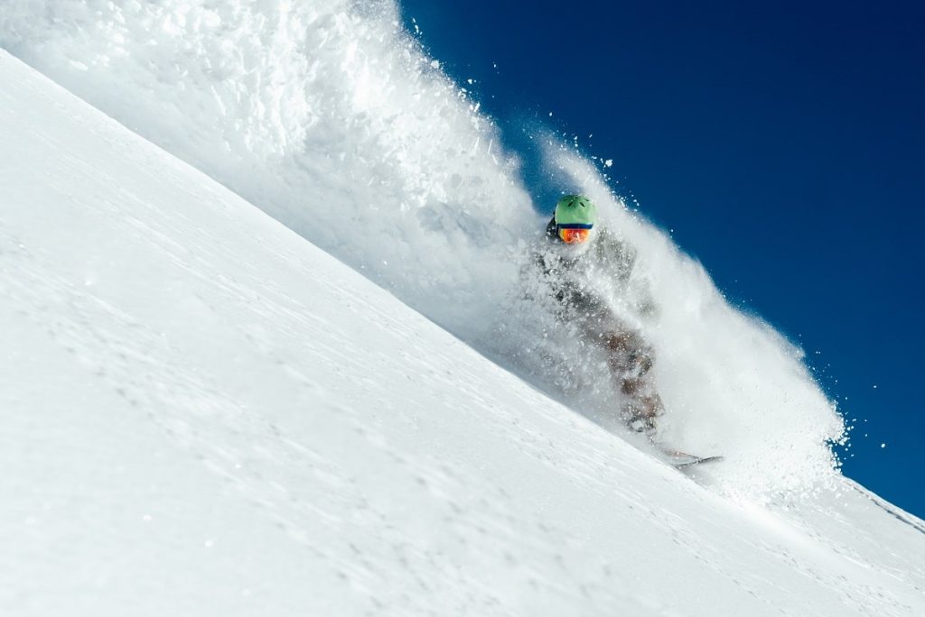 La realidad de escapar de una avalancha para practicantes de snowboard y esquiadores (sobrevivir a la nieve de hormigón)