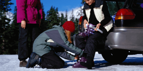 ¿Qué tan ajustadas deben ser las botas de esquí? (Respuesta rápida + Por qué)