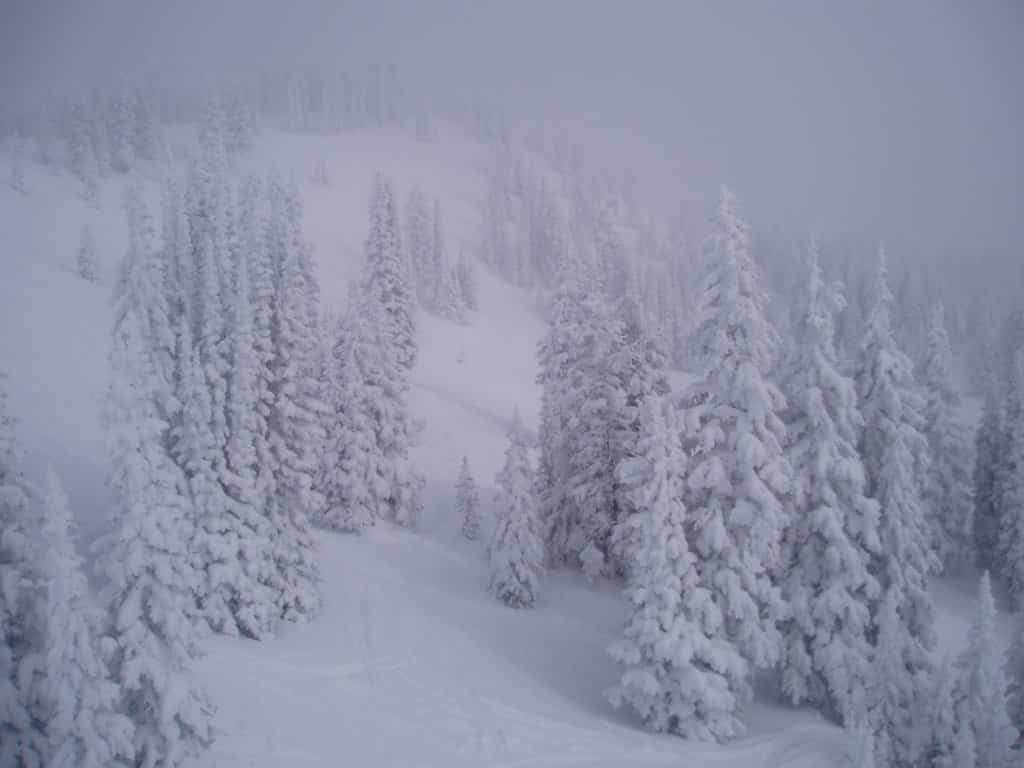 ¿Por qué cierran las estaciones de esquí cuando todavía hay nieve?