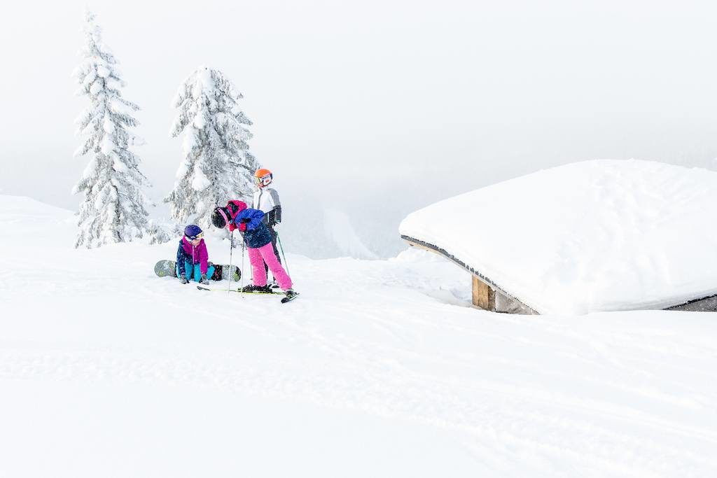 ¿Puedes esquiar mientras nieva? (Respuesta sorprendente)