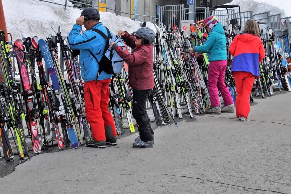 ¿Cómo evitar que te roben los esquís? (5 trucos sorprendentemente simples)