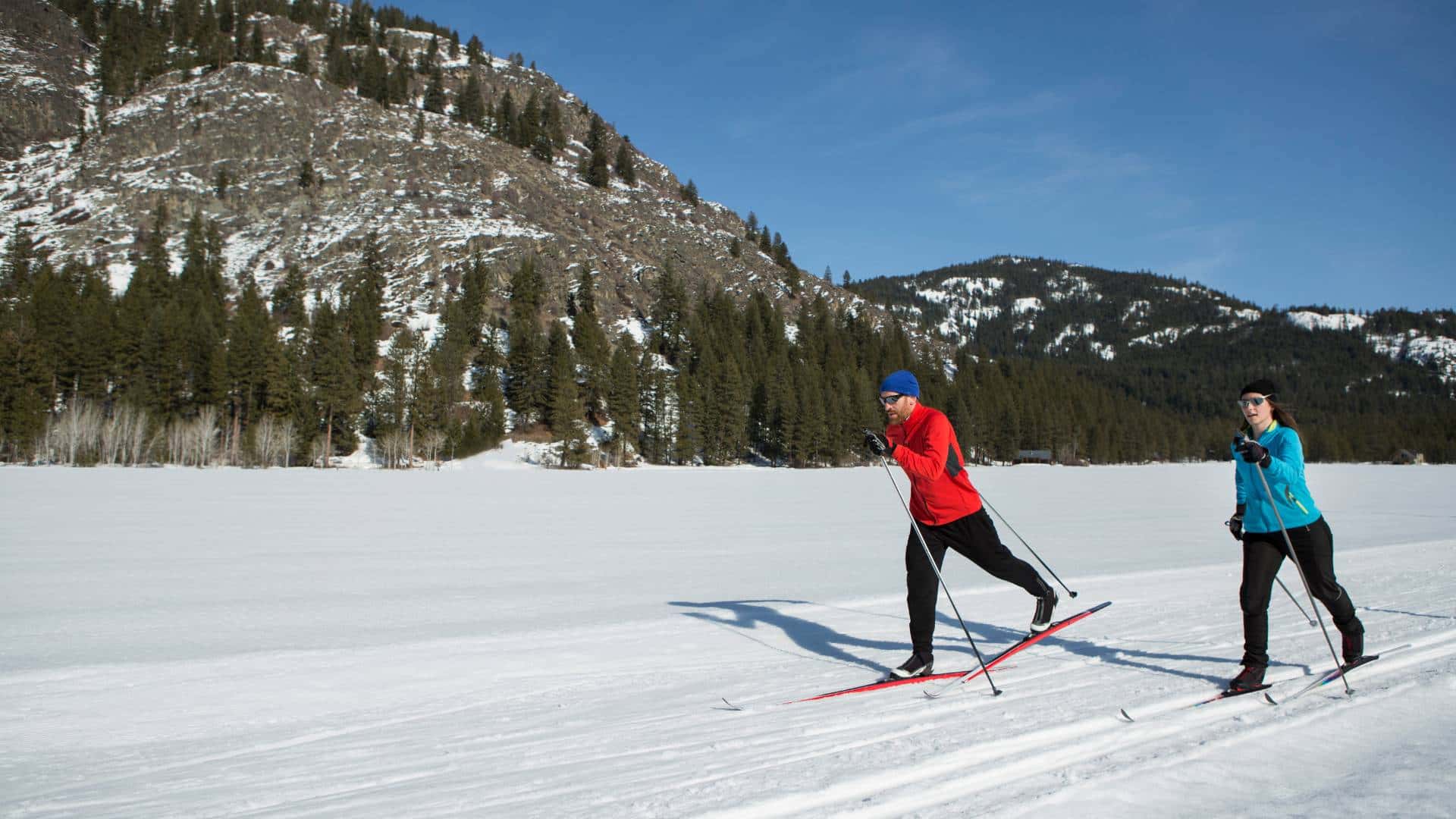 Las mejores capas base para esquiar este invierno