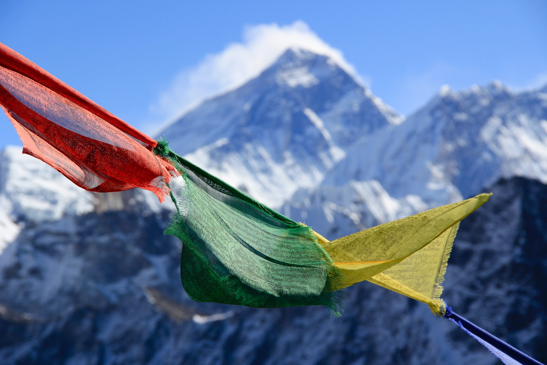 ¿Por qué escalar el Everest es tan mortal?