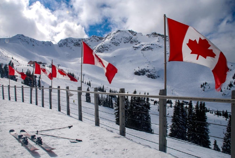 8 mejores estaciones de esquí para las vacaciones de Navidad en Canadá (diversión familiar)