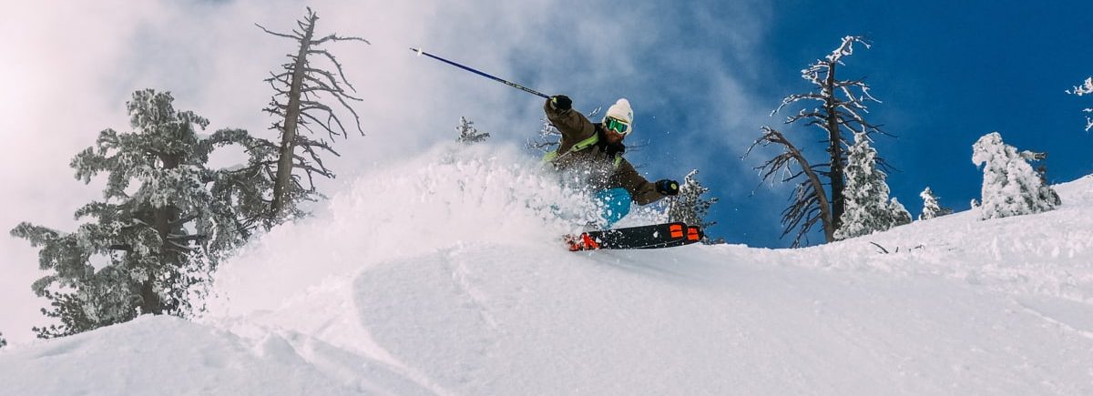 Cómo esquiar: guía definitiva para principiantes (10 sencillos pasos)