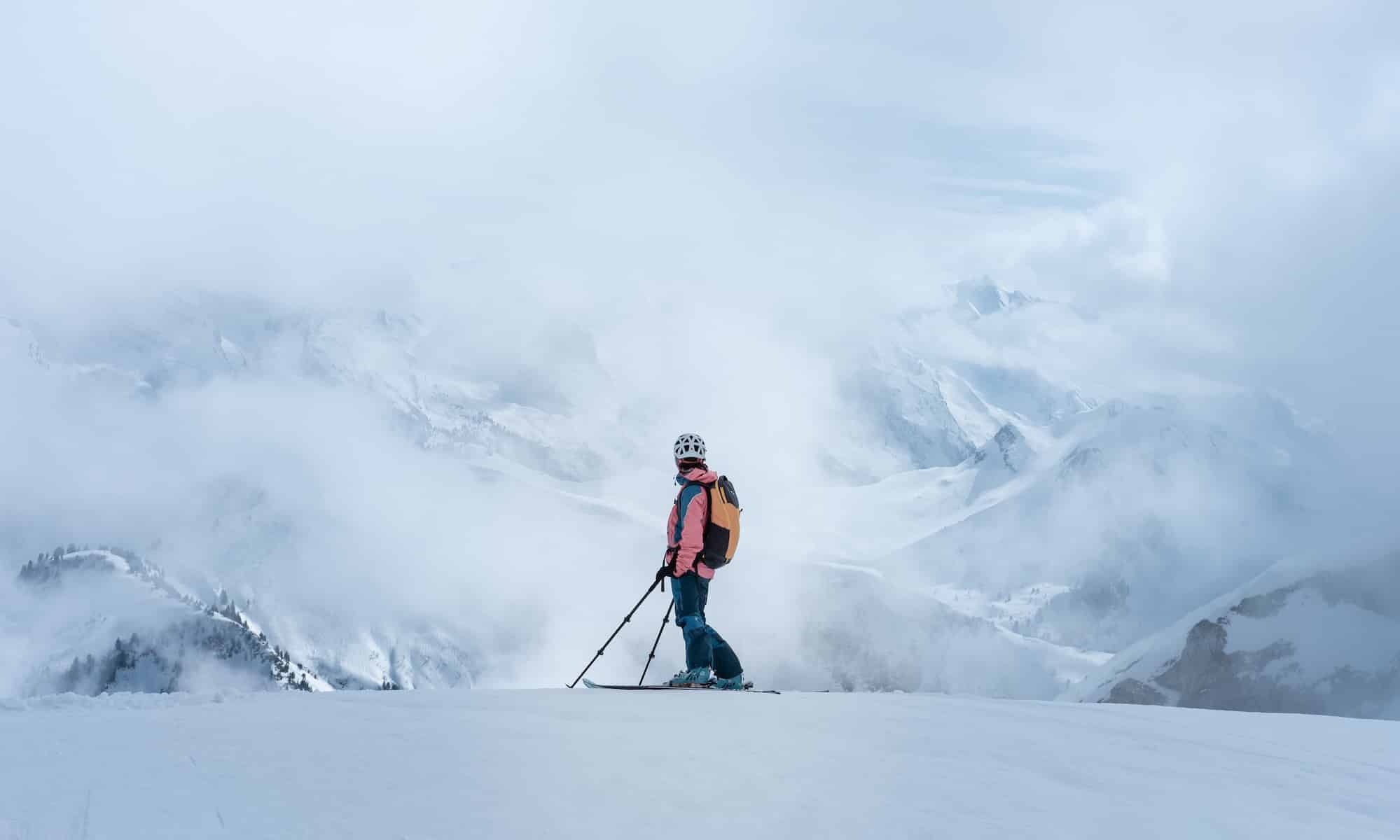 Comprar versus alquilar esquís: pros y contras independientes