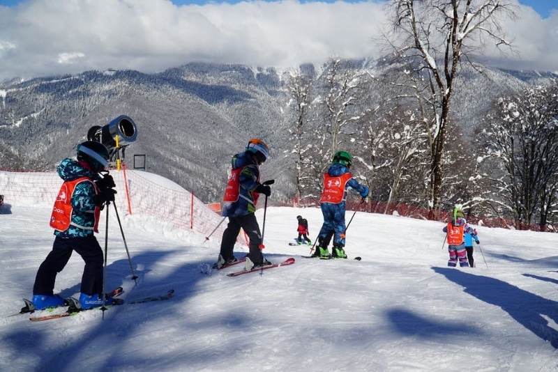 Los mejores bastones de esquí para niños revisados: niños y niñas