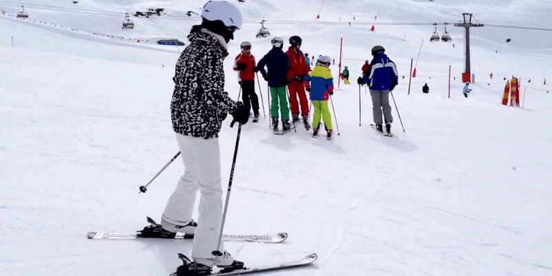 Mi primera experiencia de esquí: caer pero amarlo