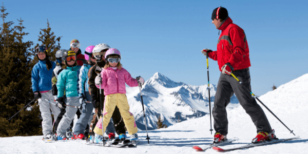 ¿Cuánto ganan los instructores de esquí? (Datos salariales 2023)
