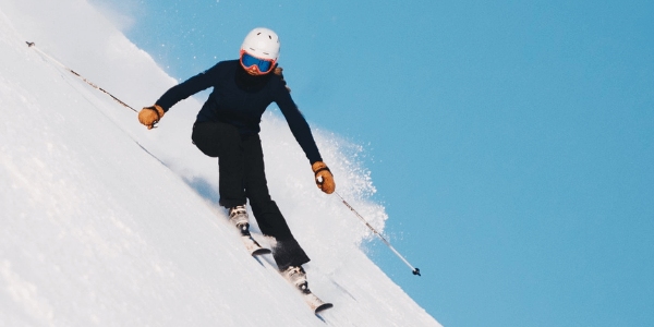 ¿Qué son los esquís de travesía? (Los conceptos básicos que debes saber)